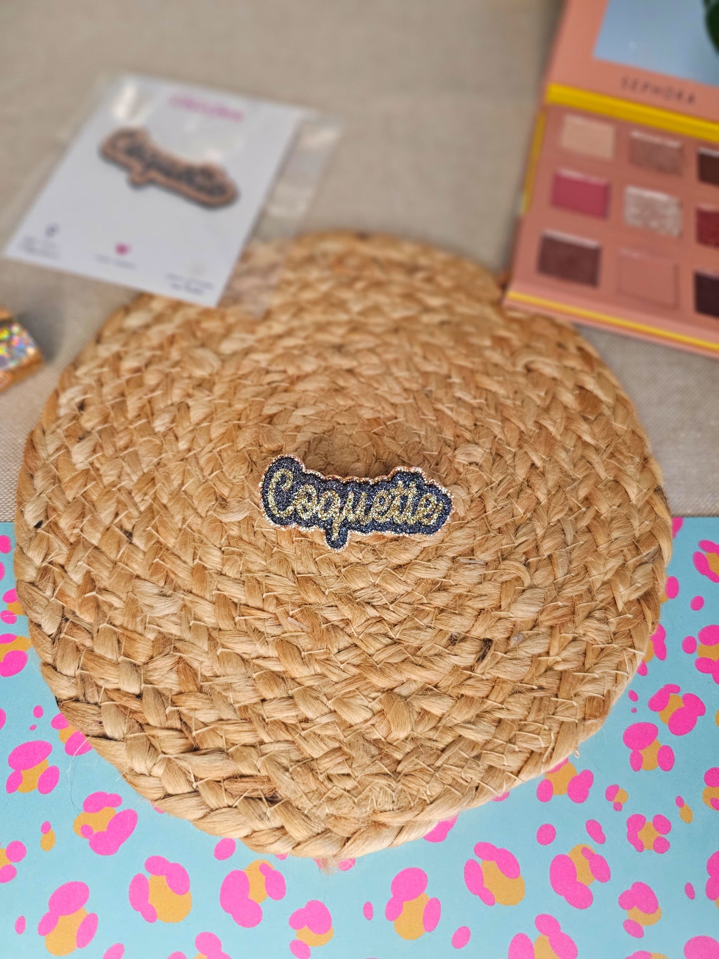 Pin's "Coquette"