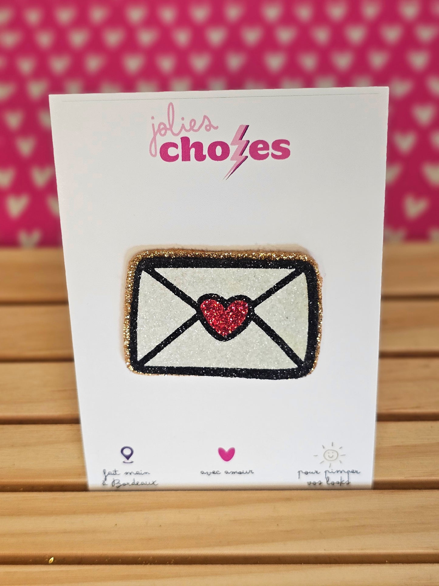 Pin's "Missive"