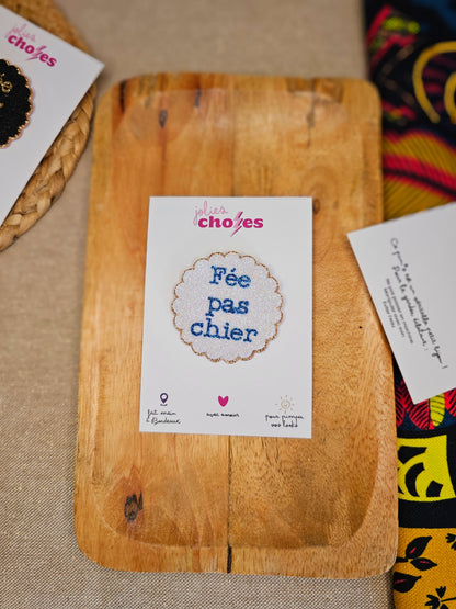 Pin's "Fée pas chier"