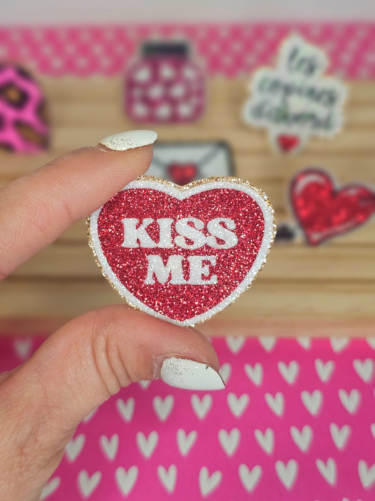 Pin's "kiss me"