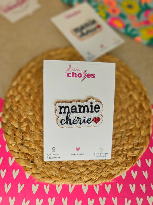 Pin's "Mamie chérie"