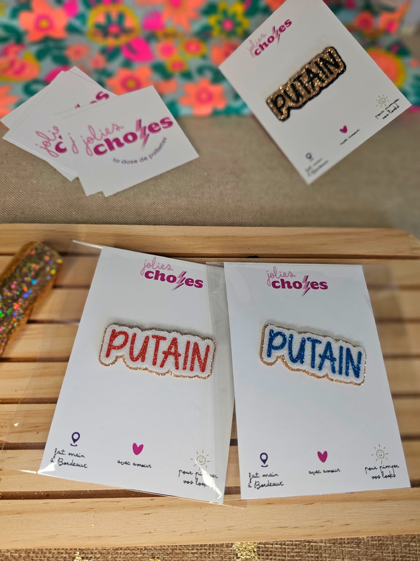 Pin's "Putain"