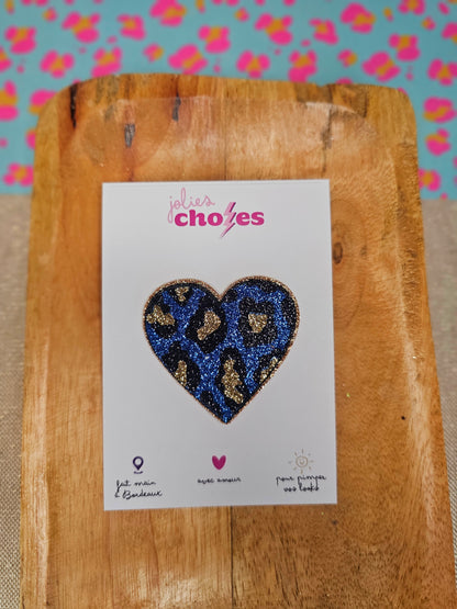 Pin's "Léo"