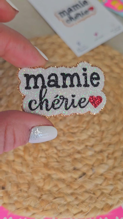Pin's "Mamie chérie"